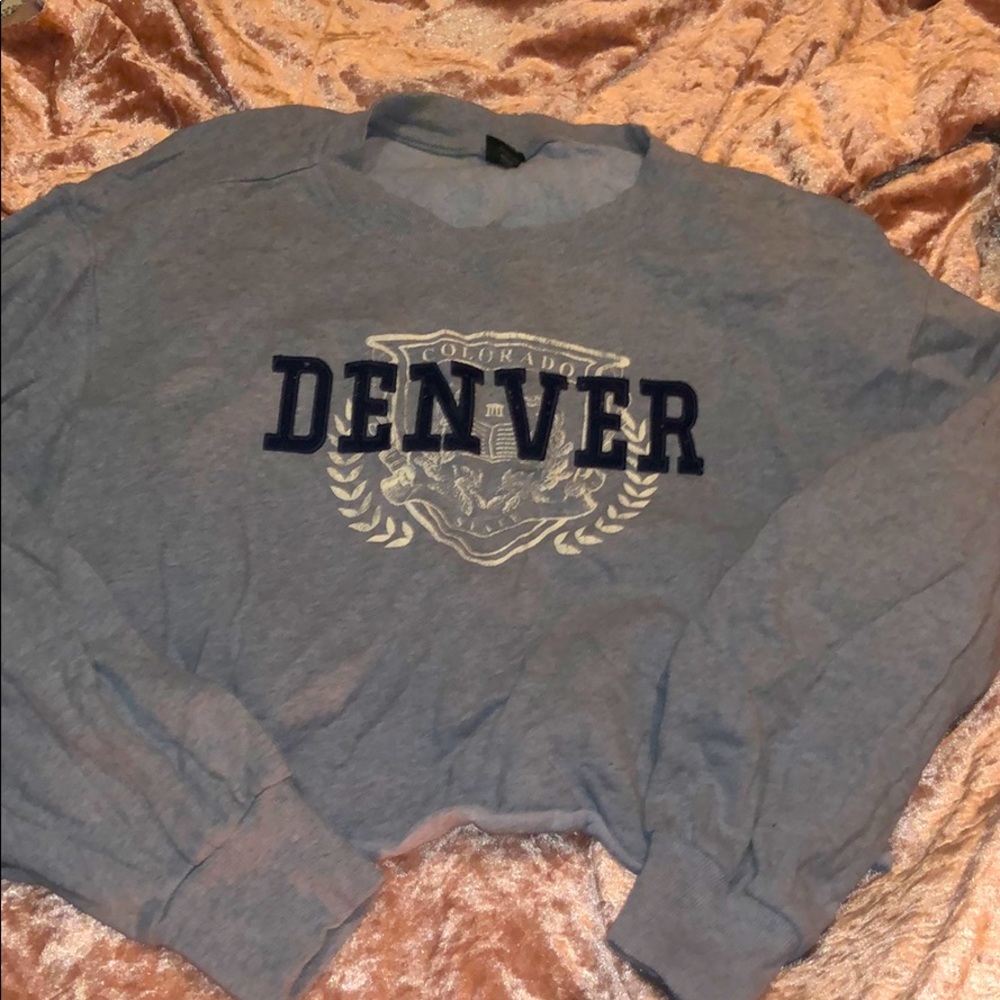 Crew neck